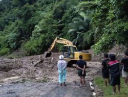 Banjir Kepung Majene dan Mamuju Sulawesi Barat, 1.000 Warga Lebih Mengungsi