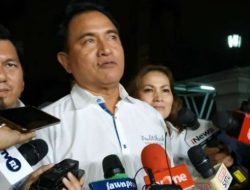 Yusril Sentil Polisi yang Tahan Pengugat Ijazah Palsu Jokowi