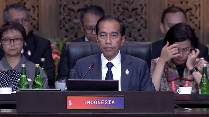 Presiden Jokowi membuka KTT G20 Indonesia