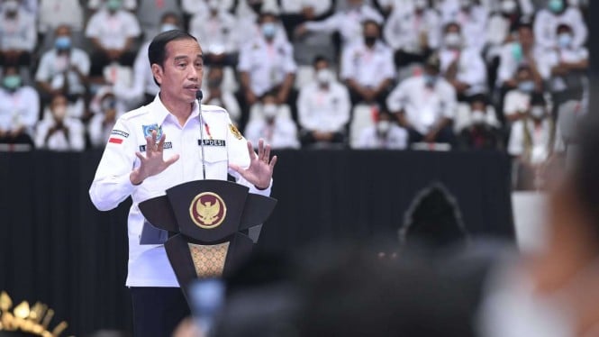 Presiden Jokowi pada Silatnas APDESI 2022, di Jakarta, Selasa (29/03/2022).