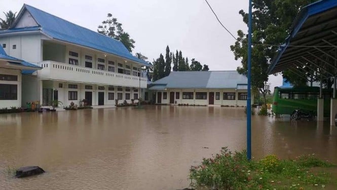 Fasilitas Pendidikan di Mandailing Natal atau Madina Sumut Terendam Banjir. (ilustrasi)
