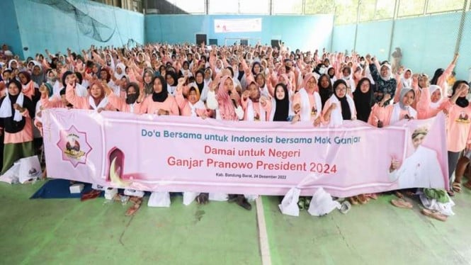 Relawan Mak Ganjar sosialisaikan program pencegahan stunting di Bandung Barat