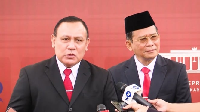 Ketua KPK Firli Bahuri dan Wakil Ketua KPK Johanis Tanak di Istana Kepresidenan